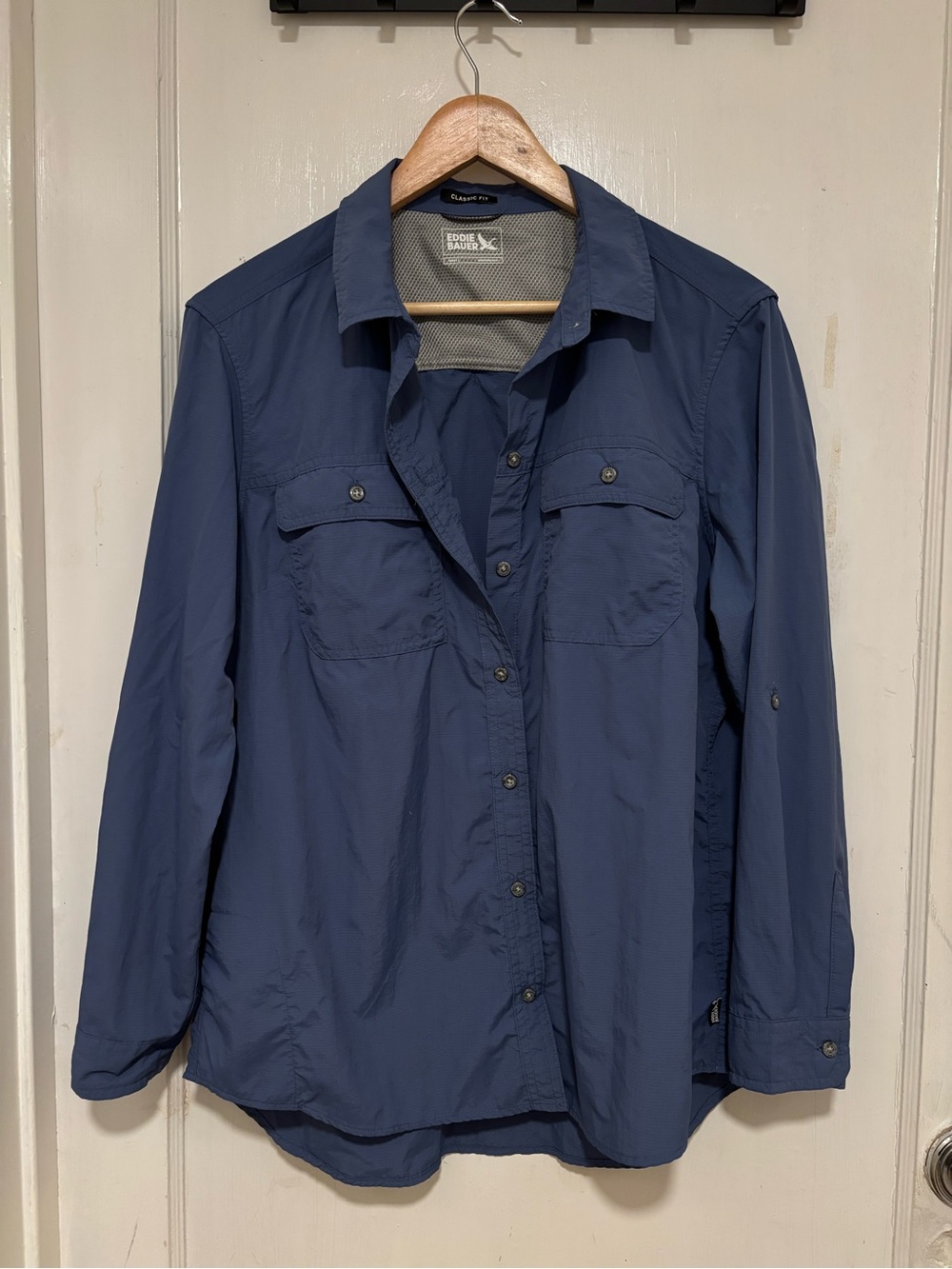 Eddie Bauer Classic Fit Button-Up Shirt - Blue